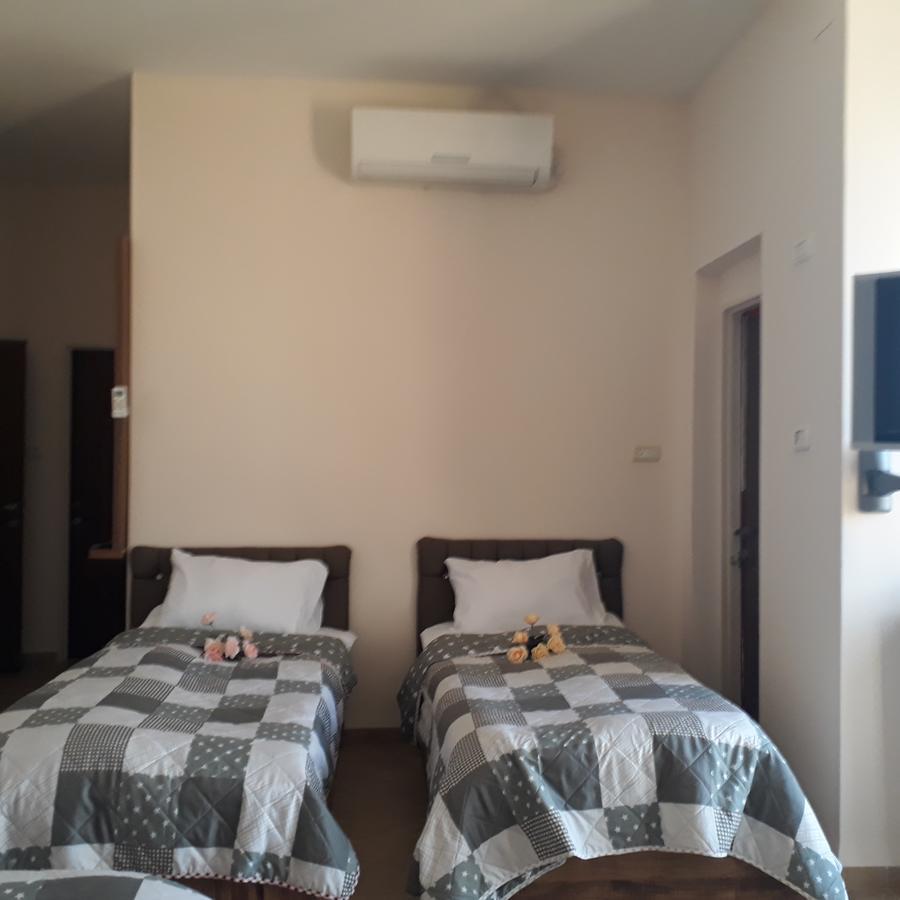 נצרת Royal Guest House מראה חיצוני תמונה
